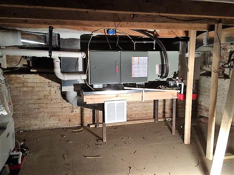 Dehumidifier In Old Cellar Basement (downtown Fredericksburg)