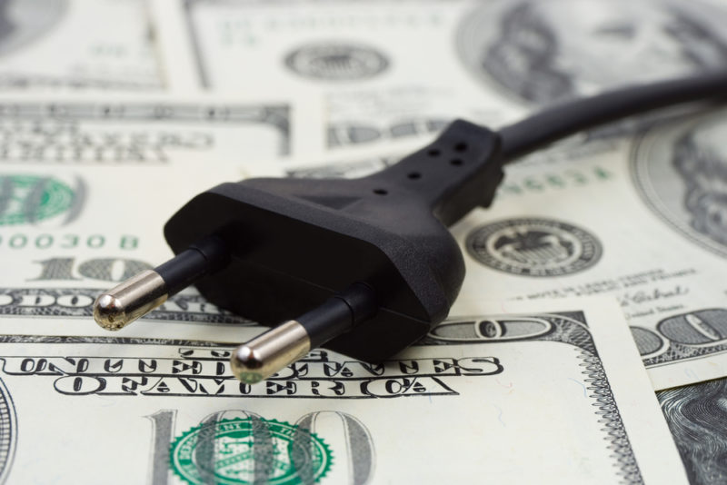 3 Ways to Trim Summer Utility Costs